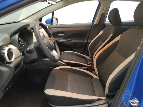 Used 2021 Nissan Versa SV image 17