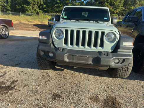 Used 2023 Jeep Wrangler Sport S image 2