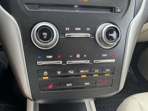 Used 2019 Lincoln MKC Premiere image 27