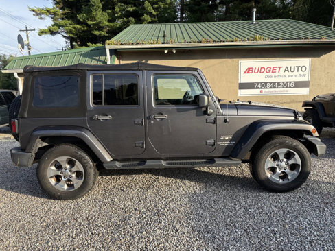 Used 2017 Jeep Wrangler Unlimited Sahara w/ Dual Top Group image 5