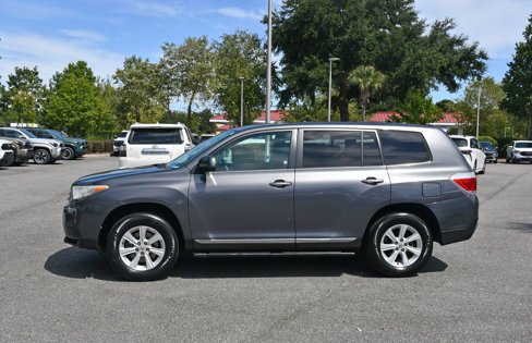 Used 2011 Toyota Highlander SE image 2