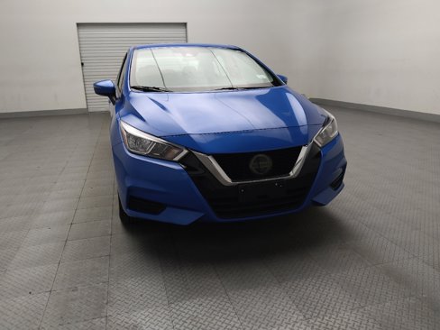 Used 2021 Nissan Versa SV image 14