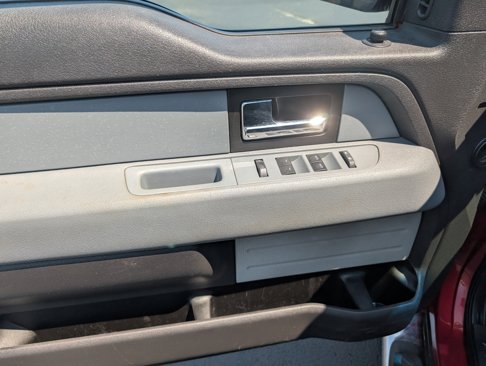 Used 2013 Ford F150 XLT w/ XLT Chrome Pkg image 13
