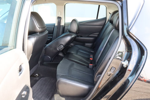 Used 2017 Nissan Leaf SL w/ Premium Package image 8