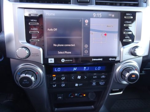 Used 2020 Toyota 4Runner Limited image 19