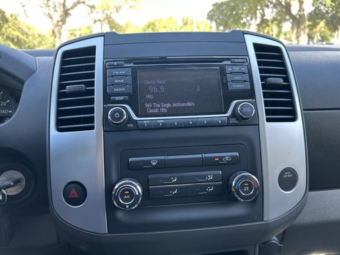 Used 2016 Nissan Frontier SV image 22