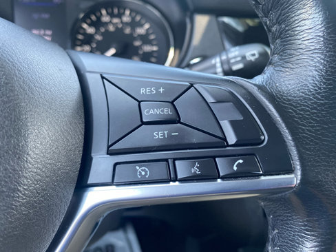 Used 2019 Nissan Rogue SV image 20
