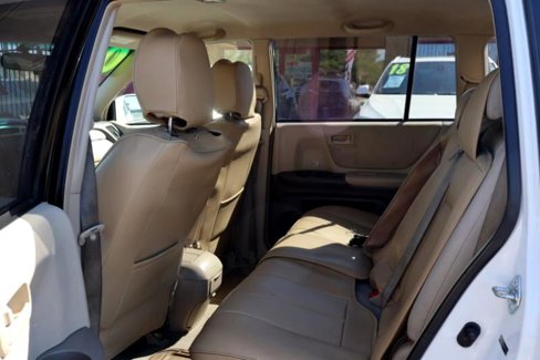 Used 2005 Toyota Highlander 4WD V6 image 23