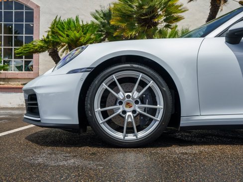 Used 2025 Porsche 911 Carrera image 30
