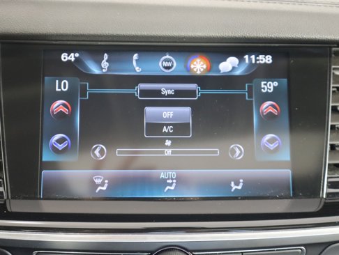 Used 2018 Buick Regal Essence image 24