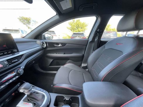 Used 2023 Kia Forte GT image 29