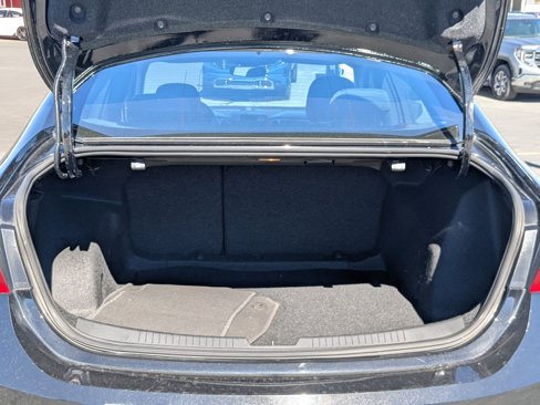 Used 2020 Chevrolet Malibu LS image 32
