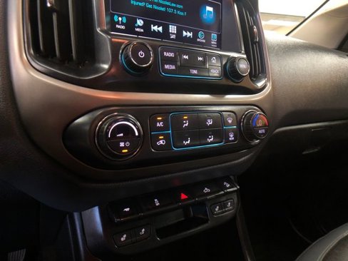 Used 2018 Chevrolet Colorado Z71 image 16
