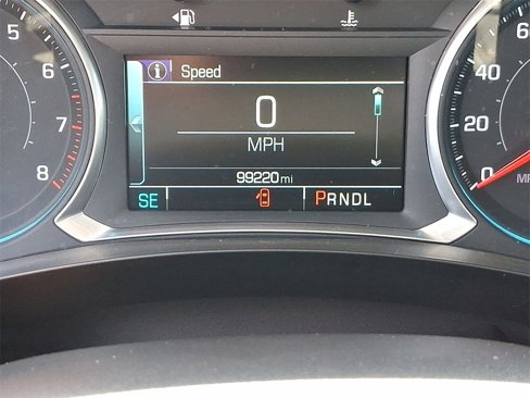 Used 2018 Chevrolet Traverse LT image 13