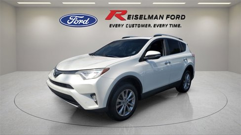 Used 2016 Toyota RAV4 Limited image 2