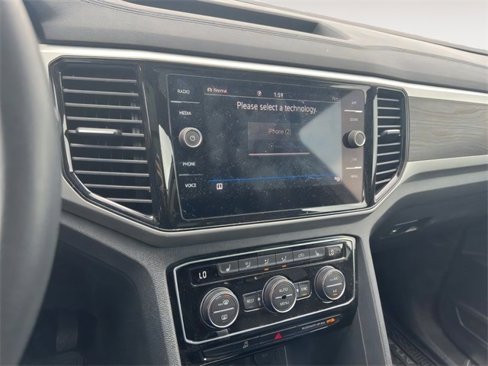 Used 2022 Volkswagen Atlas SE image 13