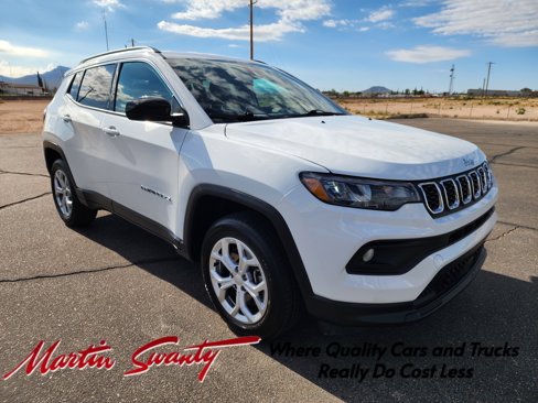 Used 2024 Jeep Compass Latitude image 1