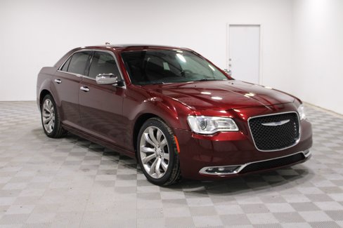 Used 2019 Chrysler 300 Limited image 1
