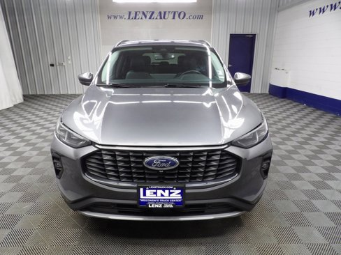 Used 2024 Ford Escape Platinum image 47