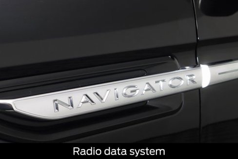 Used 2018 Lincoln Navigator Reserve w/ Technology Package image 21