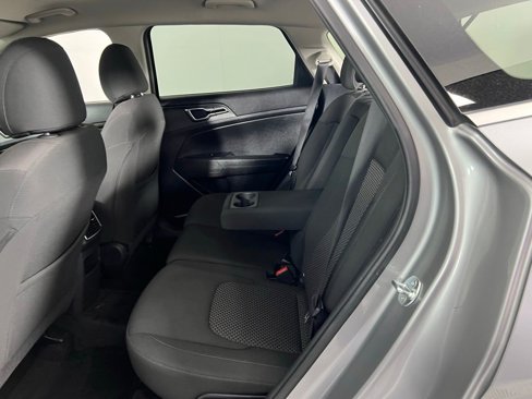 Used 2024 Kia Sportage LX image 26