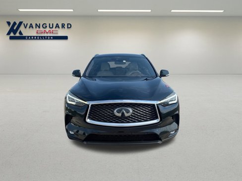 Used 2019 INFINITI QX50 Essential w/ Sensory Package image 3