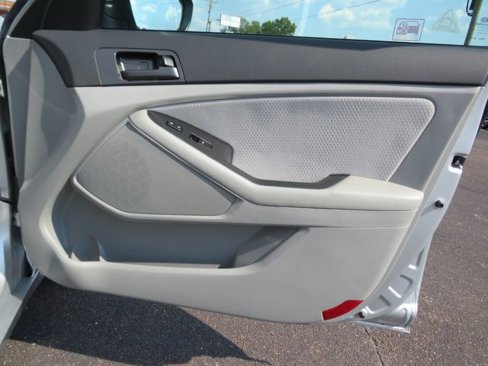 Used 2012 Kia Optima LX w/ Convenience Pkg image 35