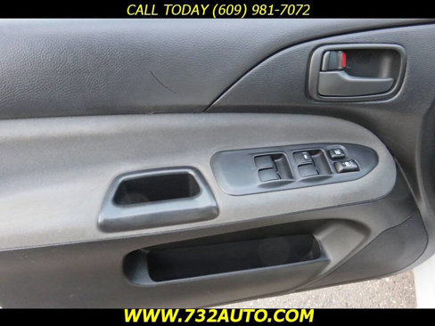 Used 2004 Mitsubishi Lancer LS image 21