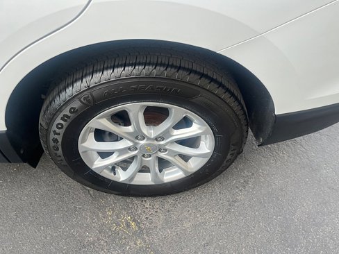 Used 2019 Chevrolet Equinox LS image 11