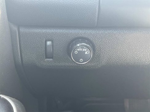 Used 2022 Chevrolet Colorado LT w/ Fleet Safety Package image 26