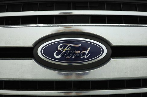 Used 2019 Ford F150 XLT w/ Trailer Tow Package image 16