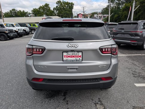 Used 2022 Jeep Compass Latitude image 27