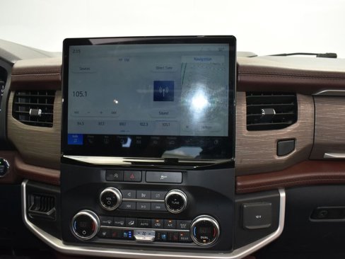 Used 2023 Ford Expedition Limited image 29