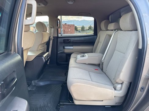 Used 2012 Toyota Tundra 4x4 CrewMax image 14