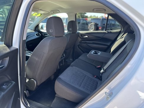 Used 2023 Chevrolet Equinox LT w/ Driver Convenience Package image 29