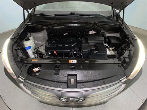 Used 2017 Hyundai Santa Fe Sport image 24