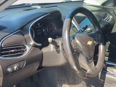 Used 2020 Chevrolet Malibu Premier image 9