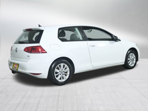 Used 2016 Volkswagen Golf 2-Door image 7