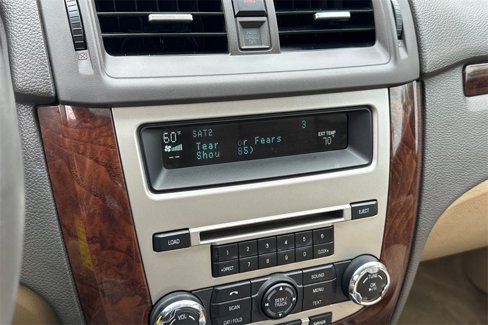 Used 2011 Ford Fusion SEL w/ 301A Rapid Spec Order Code image 18