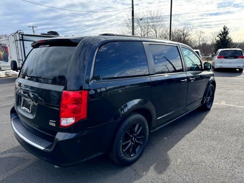 Used 2019 Dodge Grand Caravan GT image 11