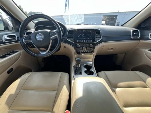Used 2020 Jeep Grand Cherokee Limited image 13
