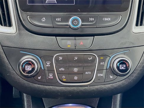 Used 2023 Chevrolet Malibu LT image 17