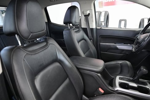 Used 2020 Chevrolet Colorado LT w/ Luxury Package image 9