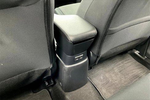 Used 2024 Nissan Kicks S image 33