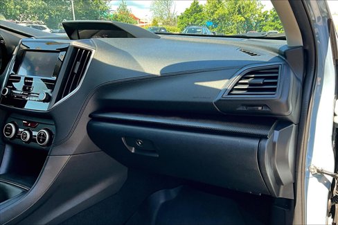 Used 2023 Subaru Crosstrek 2.0i image 16