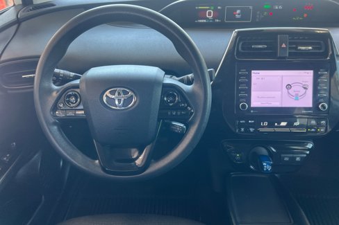 Certified 2022 Toyota Prius LE image 11