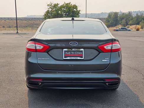 Used 2015 Ford Fusion SE w/ Equipment Group 202A image 5