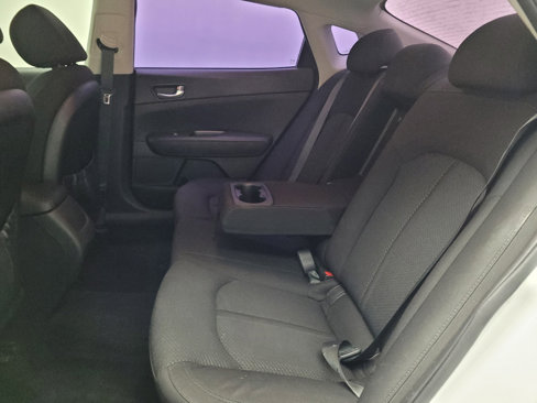 Used 2018 Kia Optima LX image 18