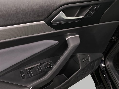 New 2025 Volkswagen Jetta SE image 29
