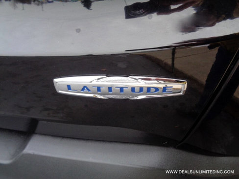 Used 2015 Jeep Renegade Latitude image 6